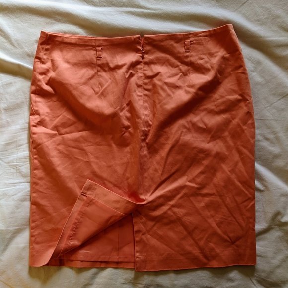 👗Metaphor Orange Straight Skirt (Size: 16P)👗 - Picture 6 of 9